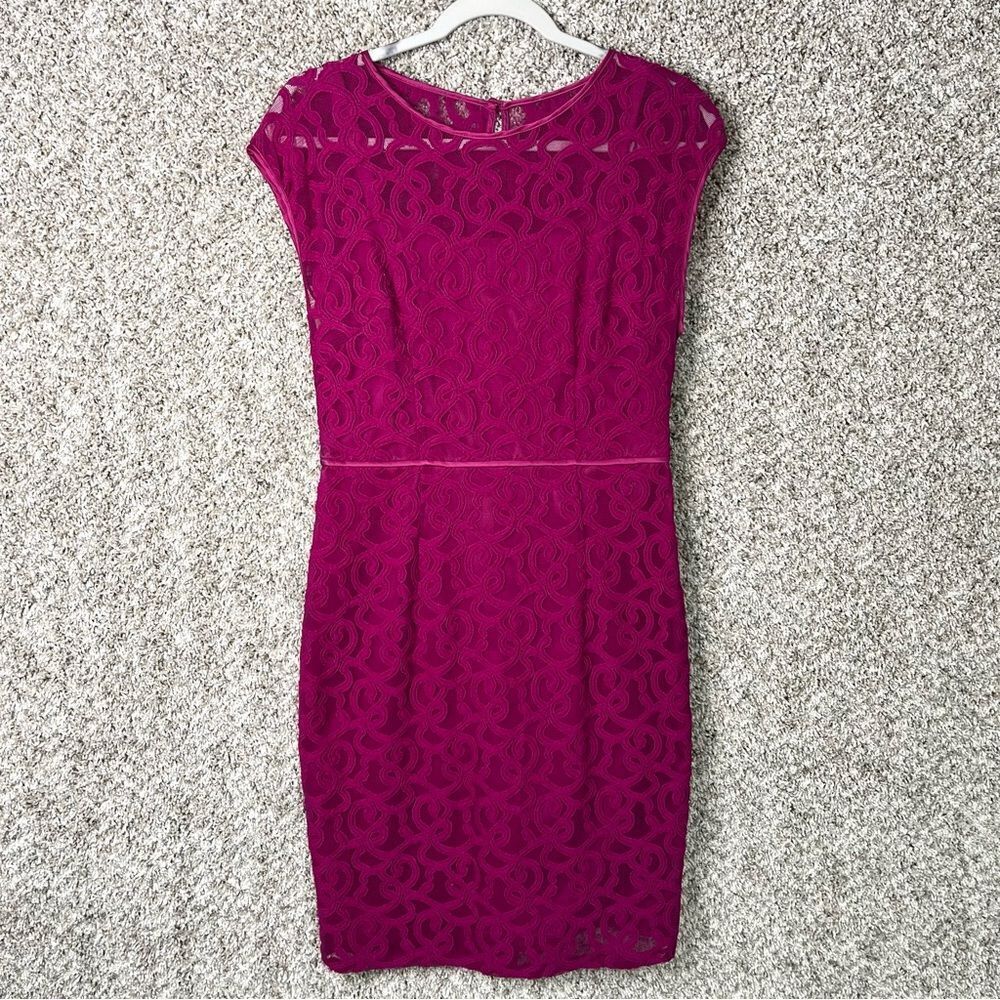 Adrianna Papell Dress Women's 6 Lace Magenta Purple Short Sleeve Sheath